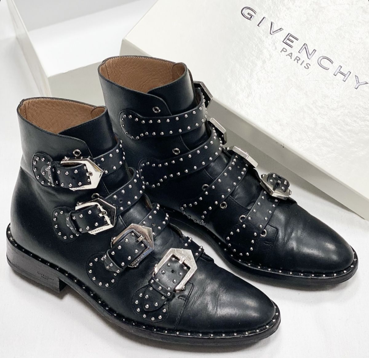 Ботинки Givenchy размер 39.5 цена 15 385 руб 