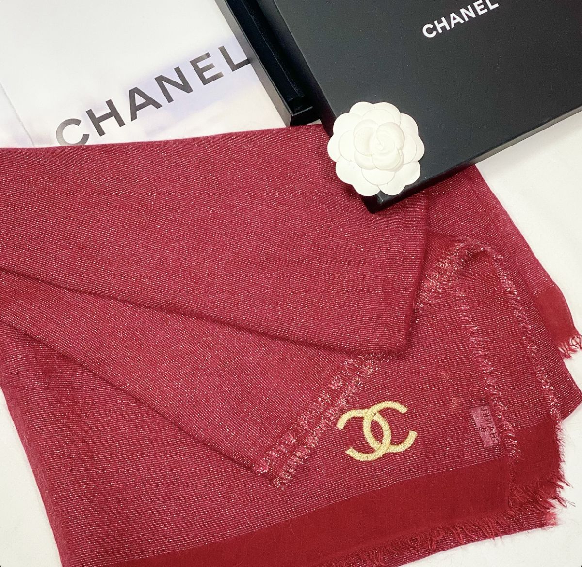 Палантин Chanel размер 140/180 цена 38 463 руб 