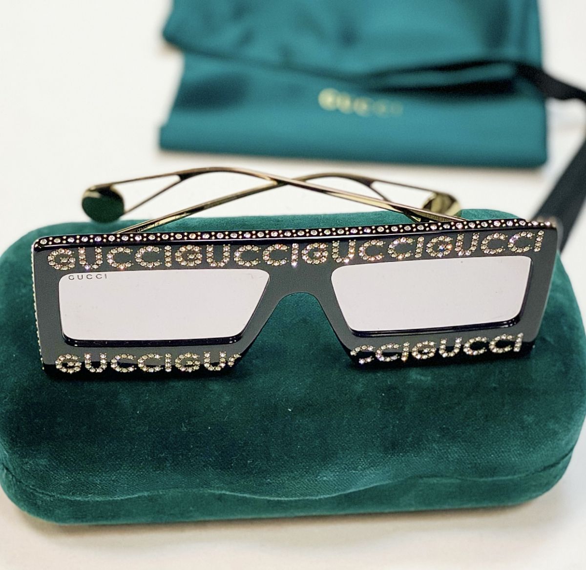 Очки Gucci цена 46 155 руб 