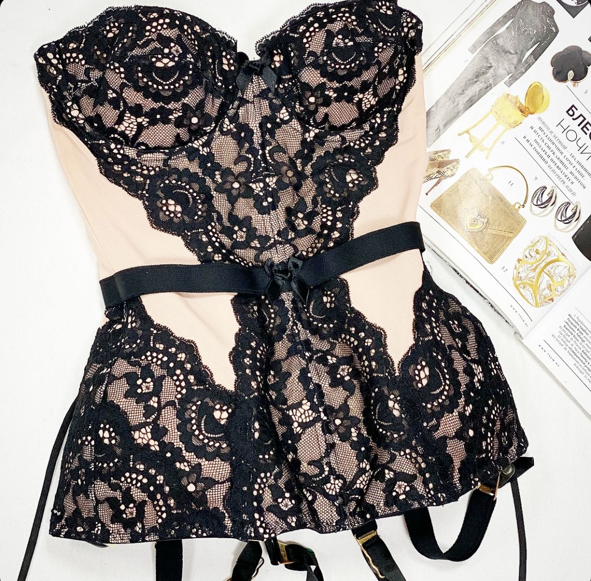 Корсет Agent Provocateur размер 3 цена 38 463 руб / новый с биркой / 