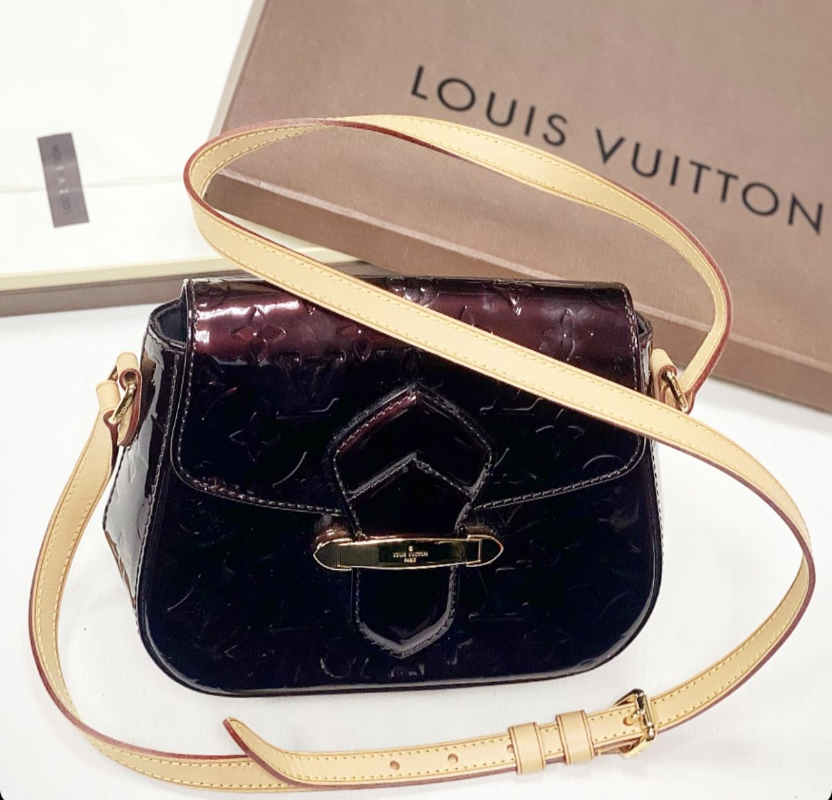 Сумка Louis Vuitton размер 20/15 цена 61 540 руб 