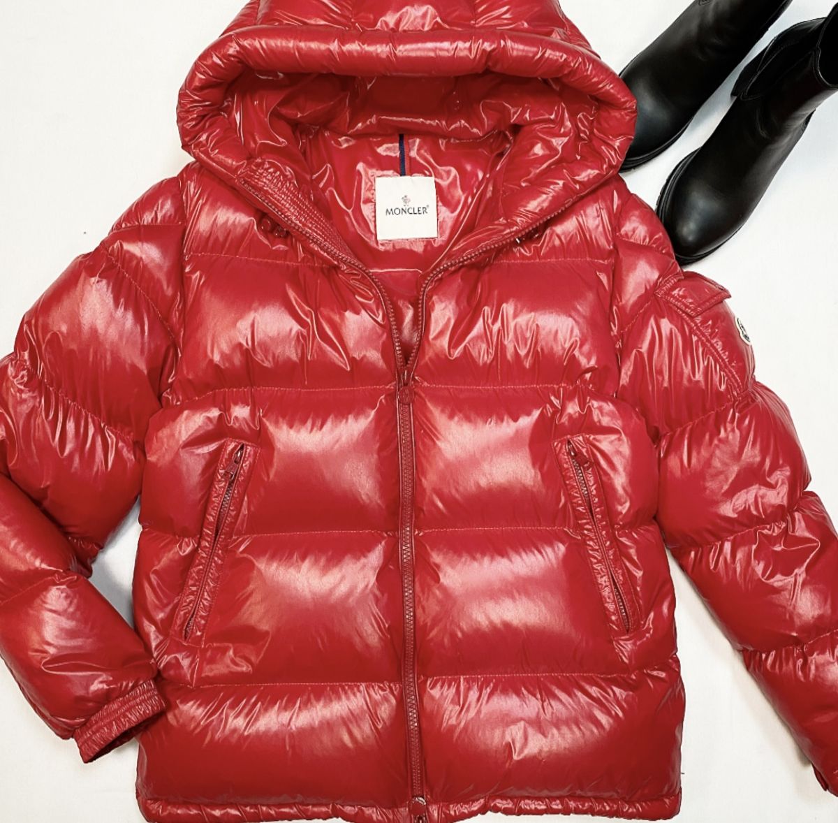 Пуховик Moncler размер 5 цена 76 925 руб 