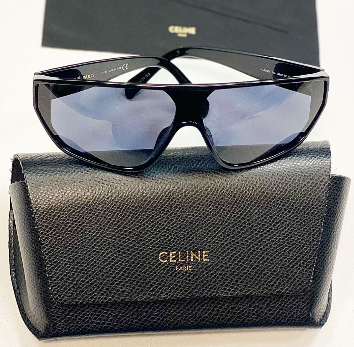 Очки Celine цена 15 385 руб 