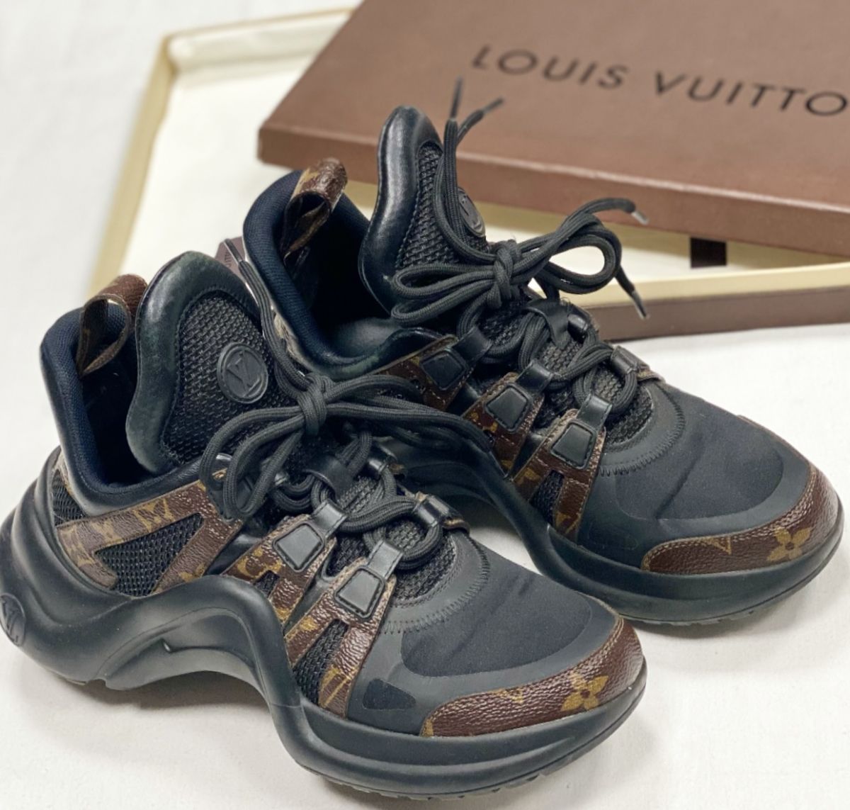 Кроссовки Louis Vuitton размер 37 цена 30 770 руб 