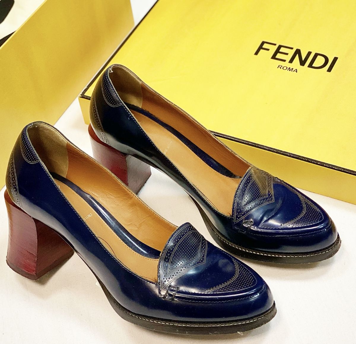 Туфли Fendi размер 36 цена 12 308 руб 