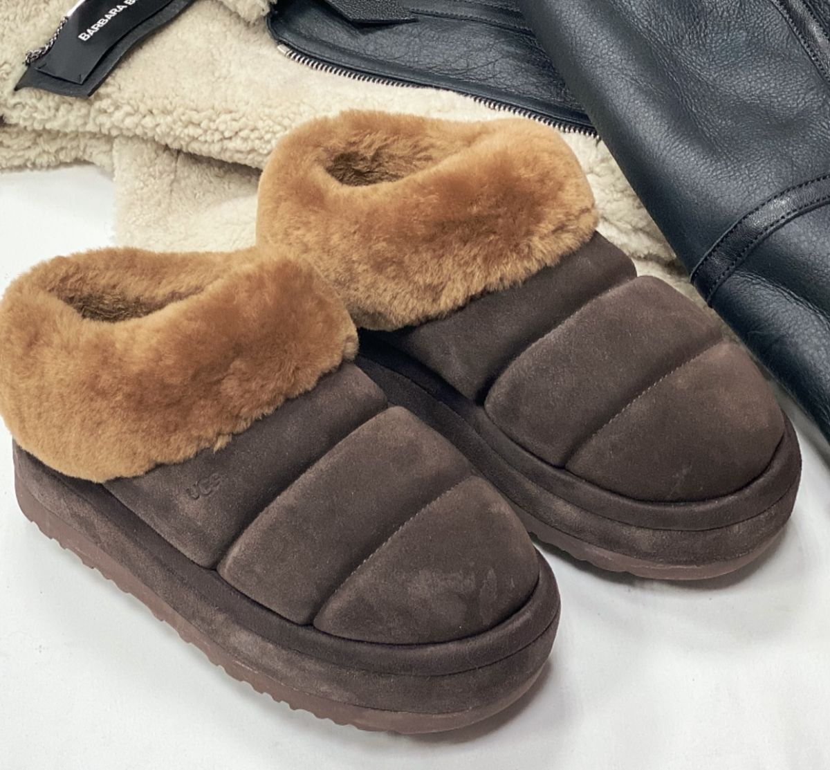 Ботинки Ugg размер 38 цена 10 770 руб 