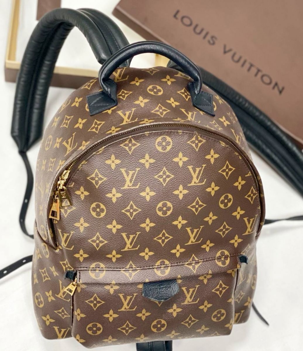 Рюкзак Louis Vuitton размер 25/30 цена 92 310 руб