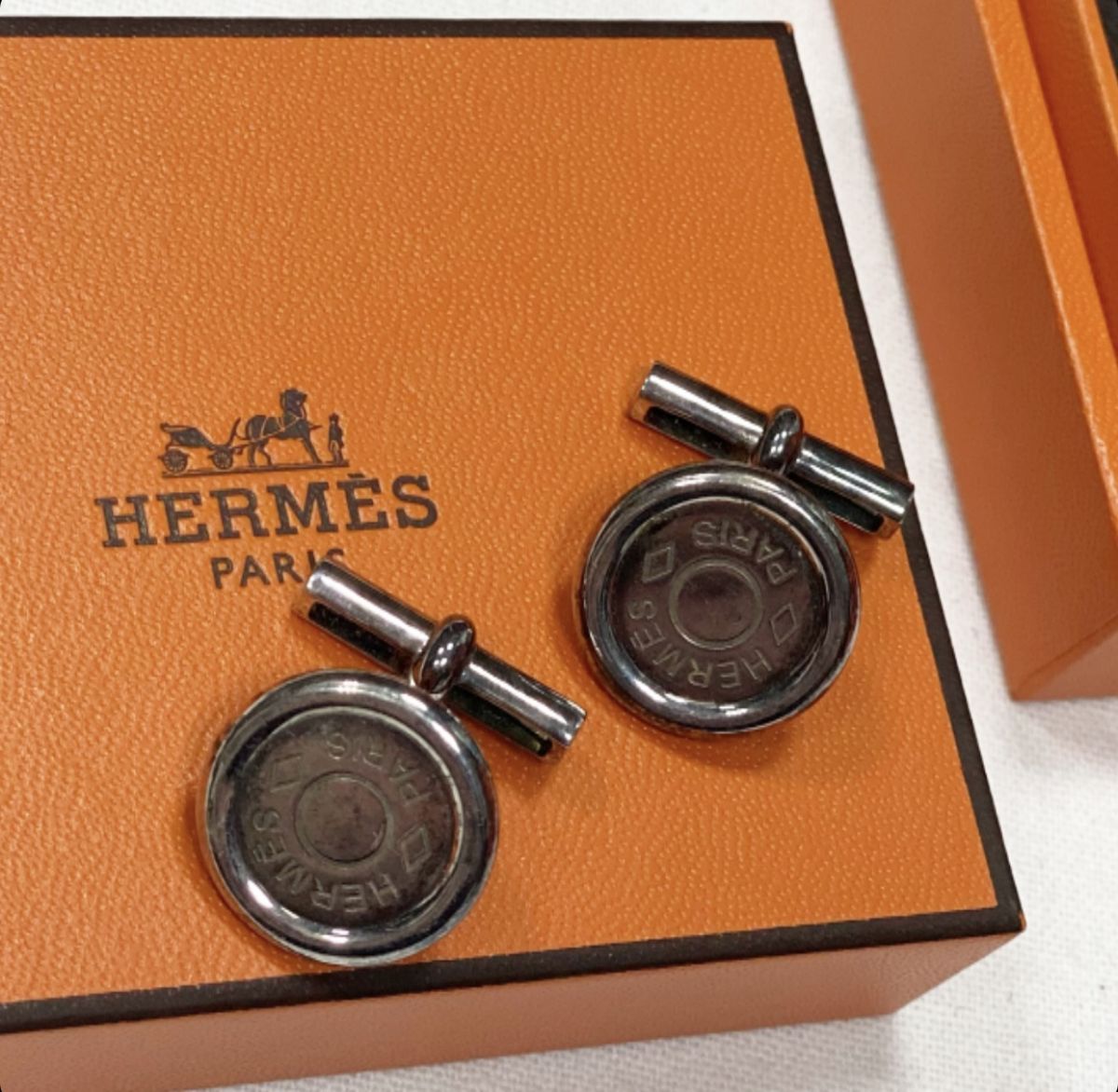 Запонки Hermès цена 23 078 руб 