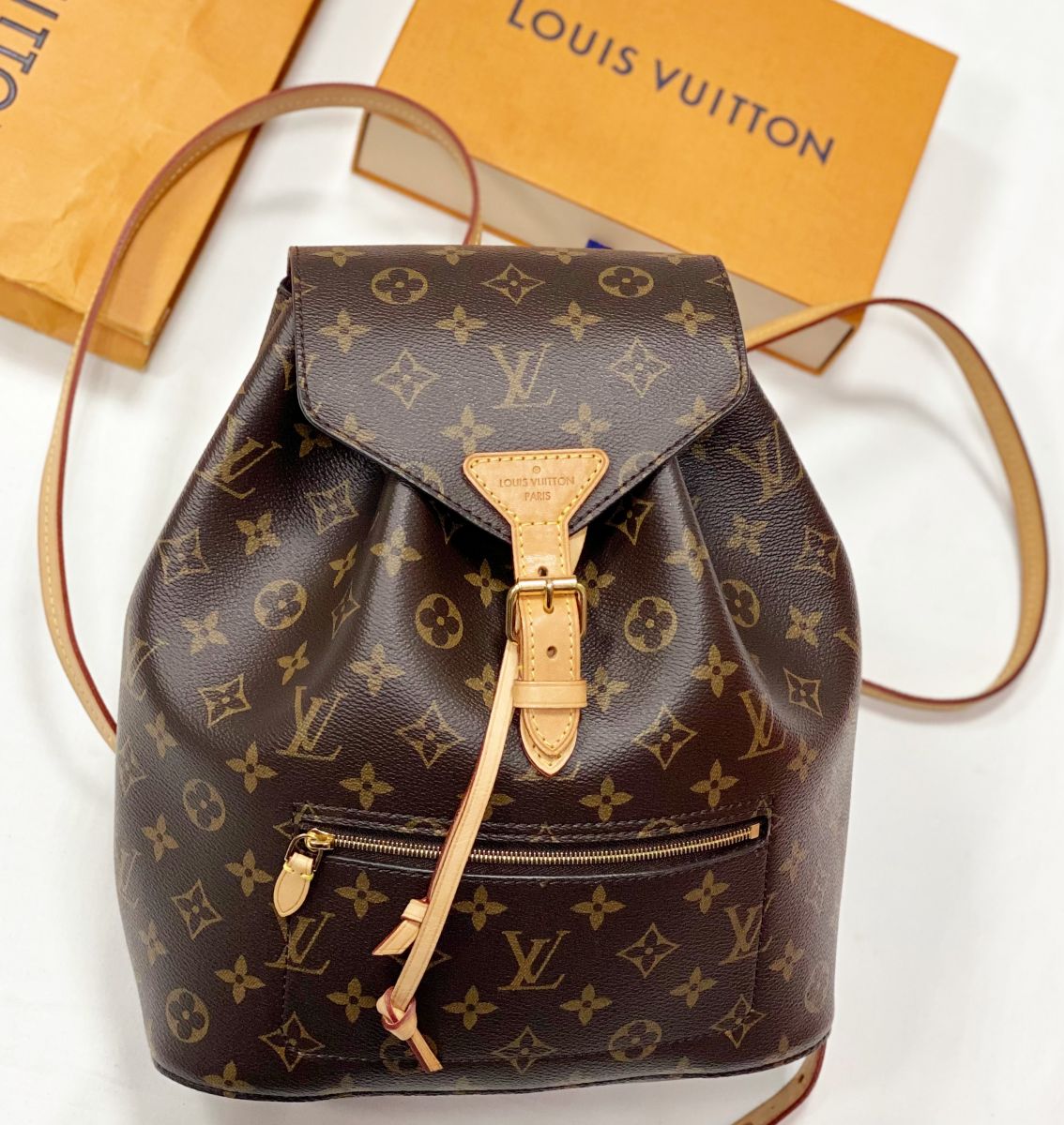 Рюкзак Louis Vuitton размер 25/30 цена 123 080 руб 