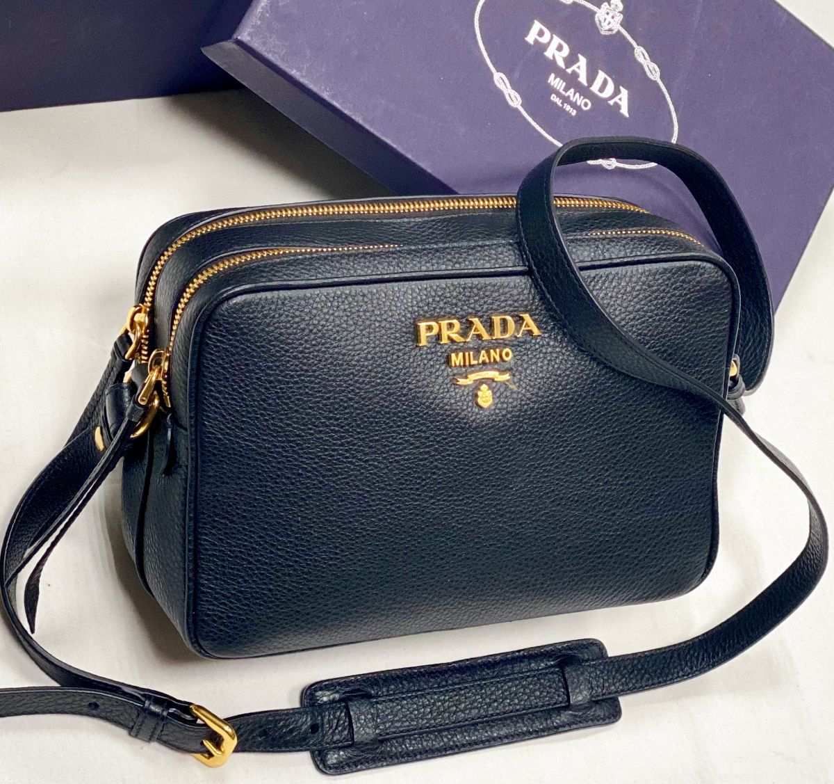 Сумка Prada размер 25/15 цена 130 770 руб