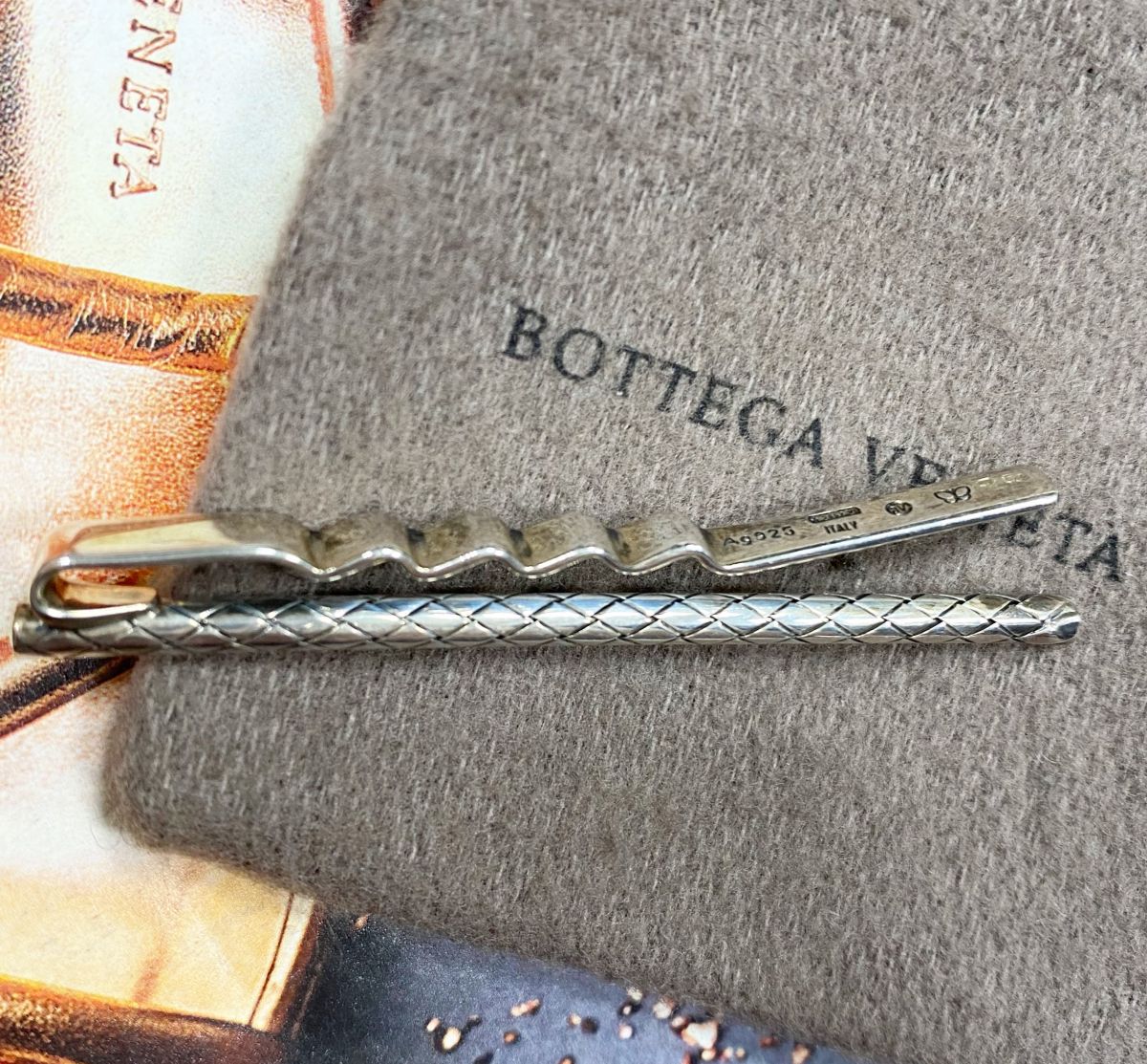 Заколка Bottega Veneta цена 7 693 руб